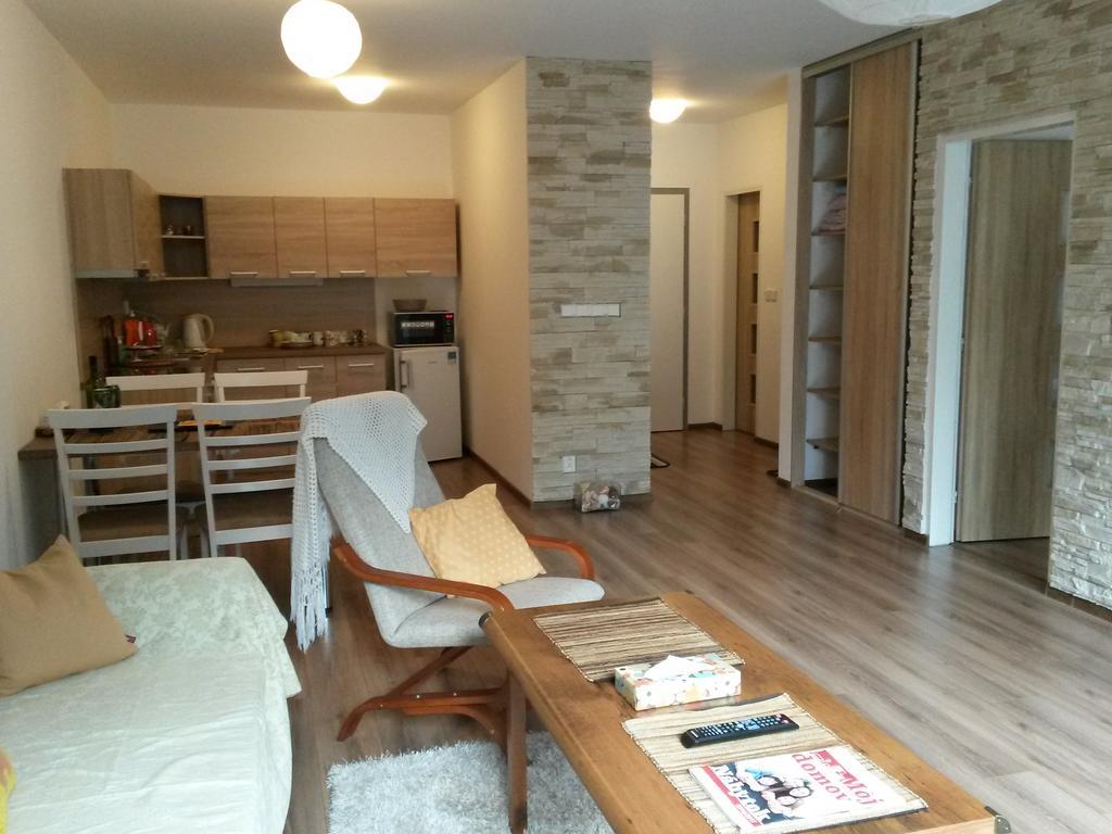 Celik Family Apartment Strbske Pleso Bagian luar foto